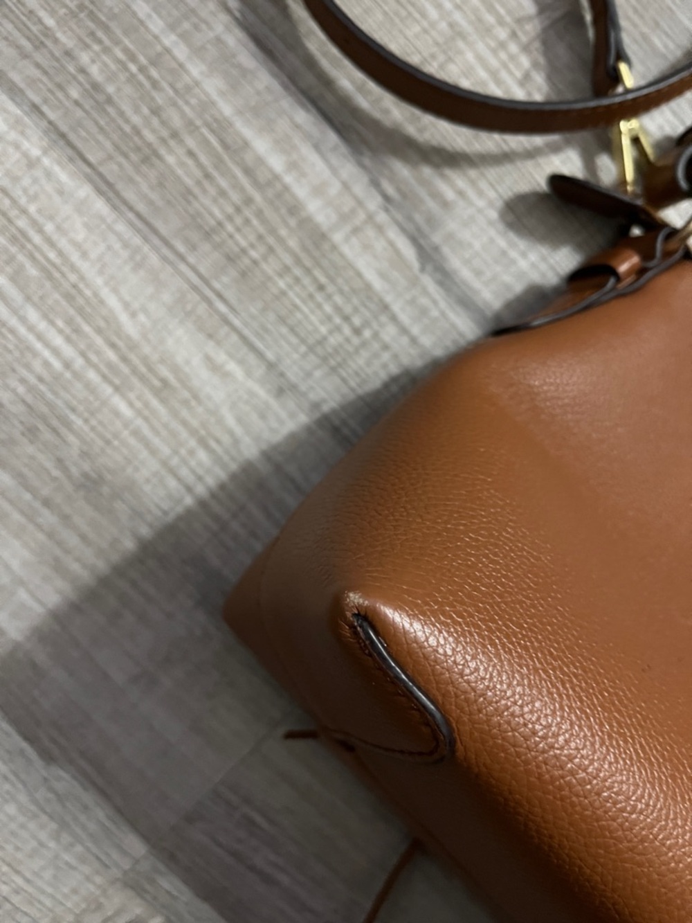 See By Chloe Leather Shoulder Bag - Picture 8 of 14